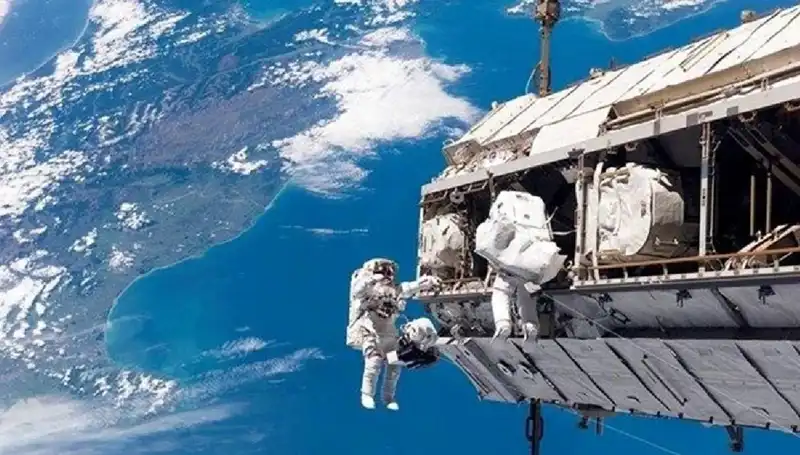 NASA ve Rusya'nın Uzay İstasyonu İçin Tarihi Ortaklığı