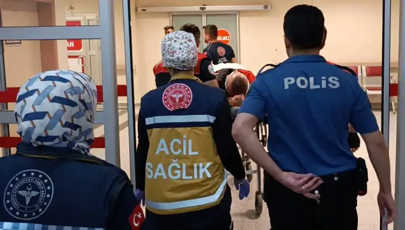 İstanbul’da Feci Kaza: Polis Ekipleri Kaza Yaptı, İki Yaralı!