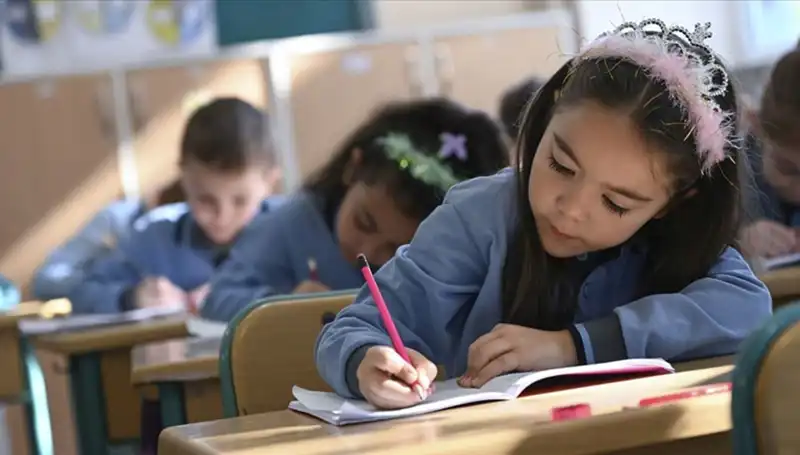 Okullar Ara Tatilden Sonra Ne Zaman Açılacak? MEB Takvimi Açıklandı!