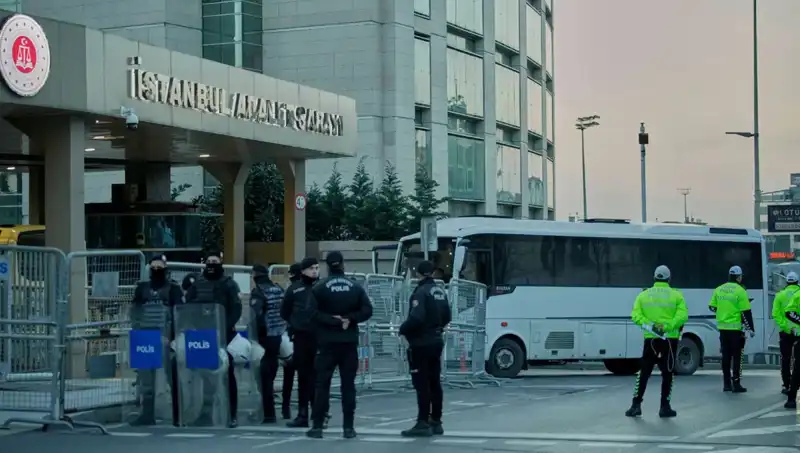 İstanbul Büyükşehir Belediyesi Operasyonunda Yeni Gelişmeler: İş İnsanı Hakkında Yakalama Emri