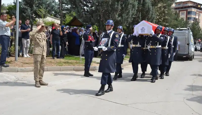Şehit Gözyaşlarıyla Uğurlandı: Vatanseverliğin En Acı Hali