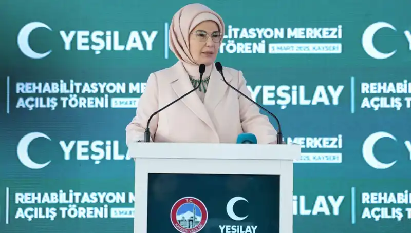 Emine Erdoğan'dan Bağımlılık ile Mücadelede Güçlü Destek ve Mesajlar