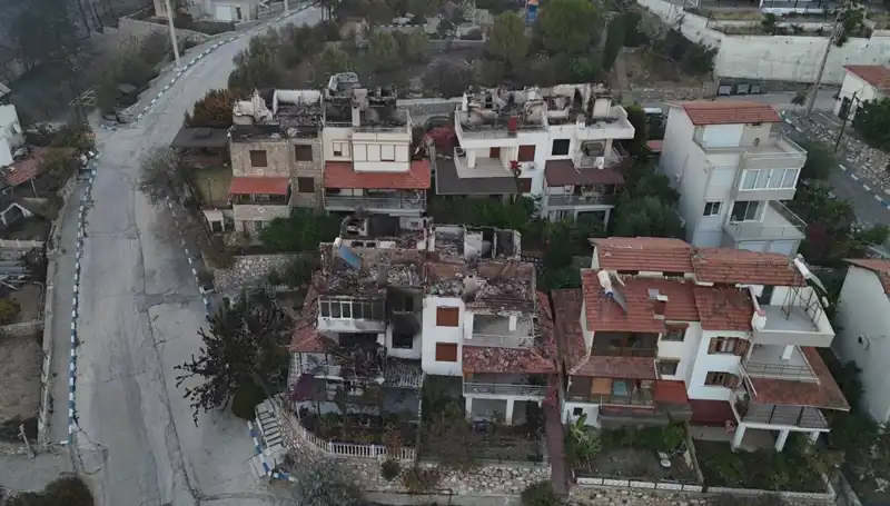 Orman Yangınları Ülkeyi Sarsıyor: Evler ve Doğa Yok Oluyor