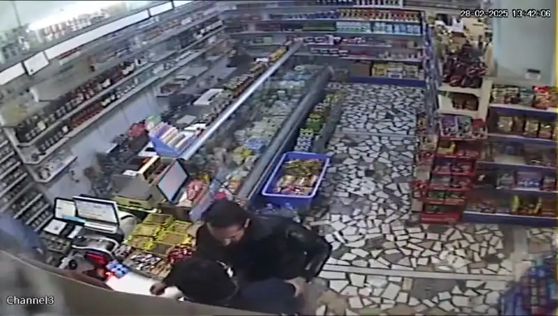 Cezaevi Firarisi Markette Dehşet Saçtı: Bıçakla Paniğe Neden Oldu