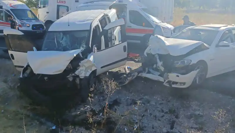 Nevşehir’de Trafik Kazası: 14 Yaralı, Durumları Kritik Mi?