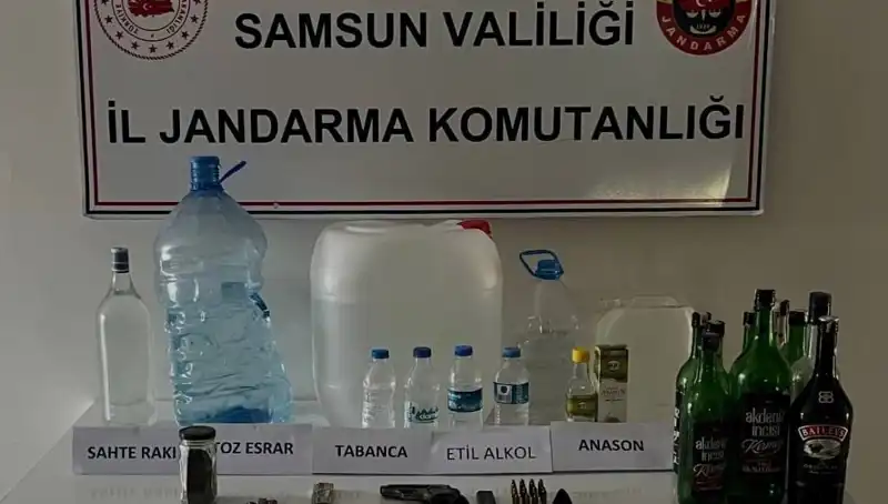 Samsun'da Sahte İçki Operasyonu: Litrelerce Kaçak İçki Ele Geçirildi