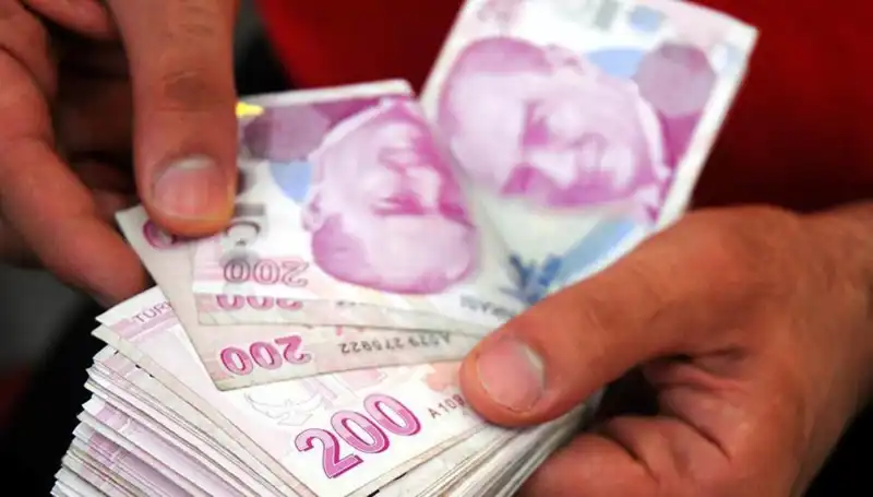 1000 TL Bayram İkramiyesi Empati Yaratan Detaylar ve Son Gelişmeler
