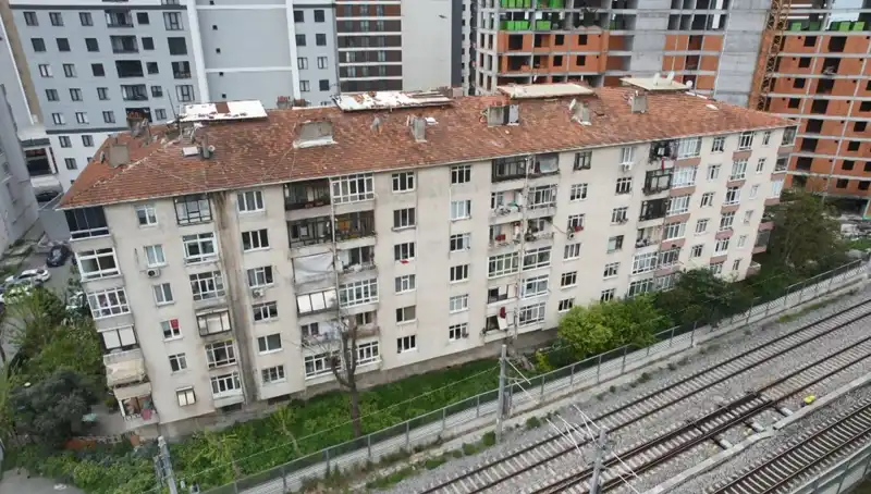 Deprem Sonrası Riskli Binalar İçin Bakanlık’tan Acil Boşaltma Kararı!