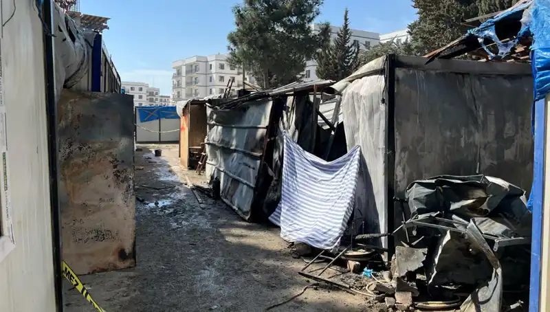 Yangın Felaketi: İşçilerin Kaldığı Konteyner Alevlere Teslim Oldu