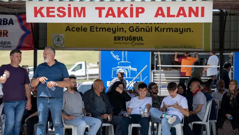 Ankara Kurban Pazarlarında Farklı Yüzler: 2023 Yılında Hareketlilik Dikkat Çekiyor