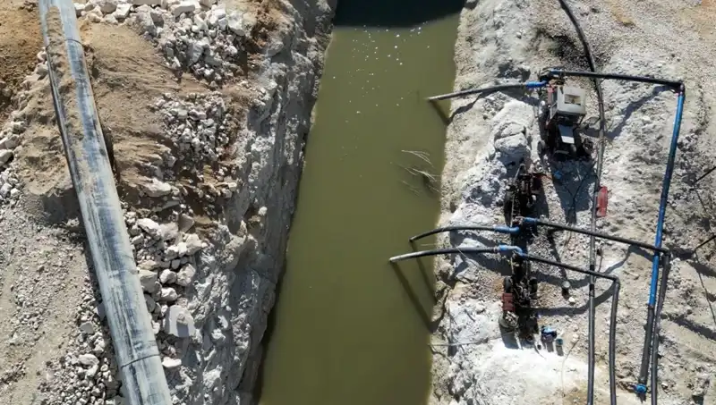 Karaman'ın Musluk Suyuna Petrol Karıştı: Şüpheler Sulama Pompalarına Yöneldi