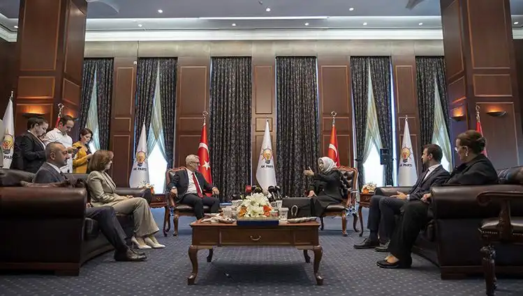 AK Parti’nin Bayramlaşma Programı Açıklandı: CHP Neden Yok?