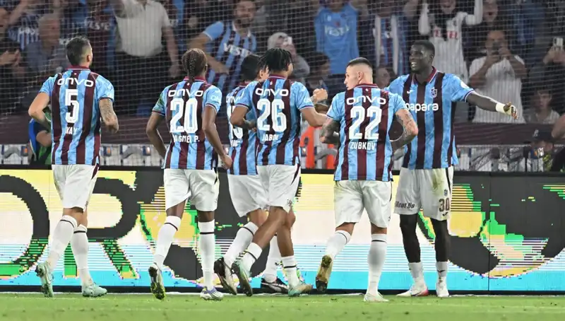 Trabzonspor, Kocaelispor ile Fransa’da Sahne Alıyor: Canlı Maç Anlatımı
