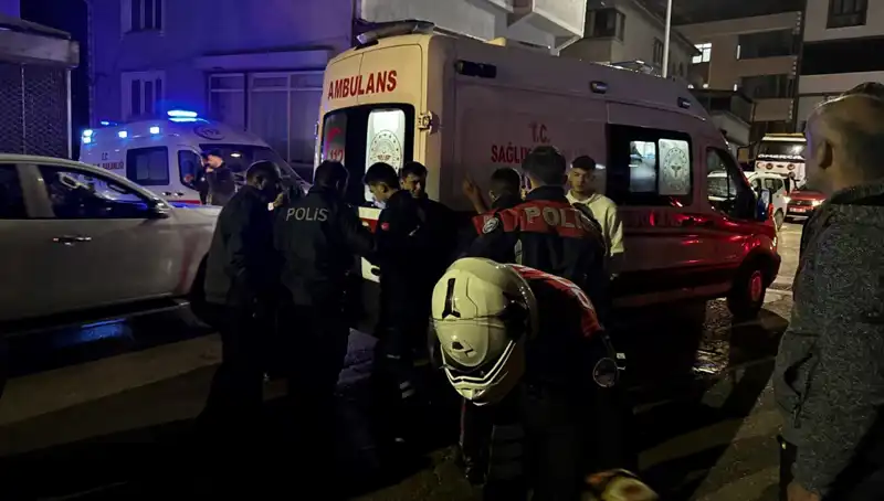 Kayınvalidesini Bıçaklayan Damat Kaçtı, Gözler Olayın Üzerinde!
