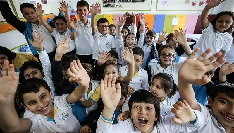 9 Gün Süren Tatilin Ardından Okul Zilinin Yeniden Çalması