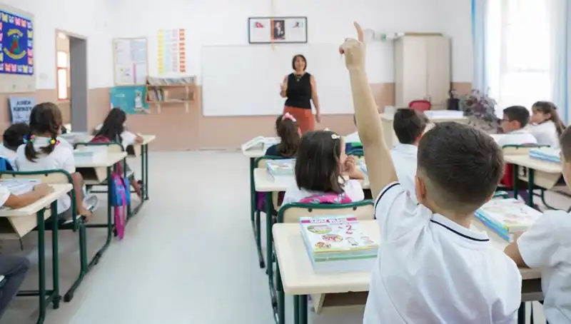 Öğretmenlerin Mayıs Ek Ders Ödemeleri Bayram Öncesi Yatar mı?