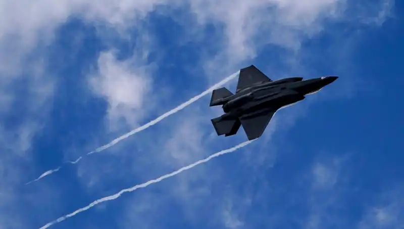 Atina'da Türkiye İle ABD Arasındaki F-35 Gerilimi: Neler Oluyor?