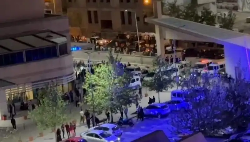 Halay Başındaki Kargaşa: Bıçaklama ve Şiddet Olayı Allak Bullak Etti
