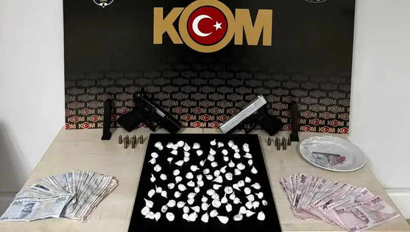 Çeşme'de Sorduğumuz Soruca Silahlı Saldırı: 3 Kişi Gözaltında