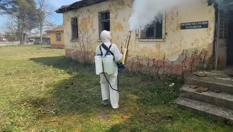 Çiftçiler Kahverengi Kokarca ile Mücadelede Tek Yürek Oluyor