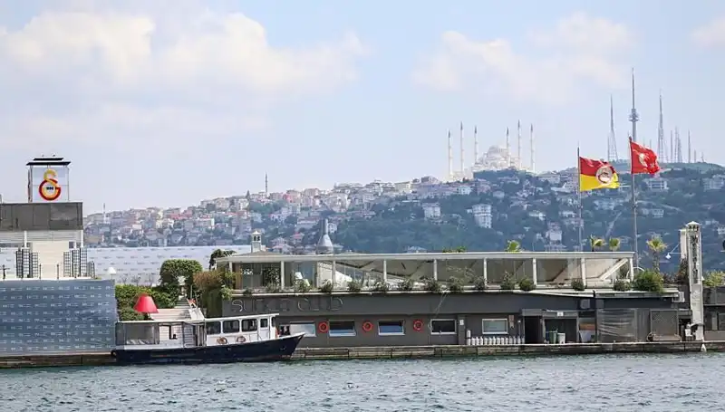 2. Abdülhamid'in Mirasçıları Galatasaray Adası İçin Dava Açtı: 15 Yıl Sonra Sonuçlandı